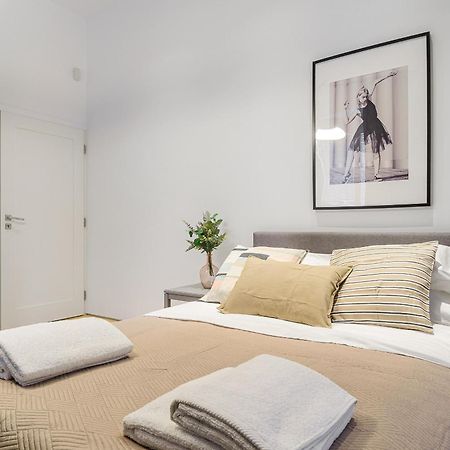 P&O Serviced Apartments Warecka Street Warszawa Exteriör bild