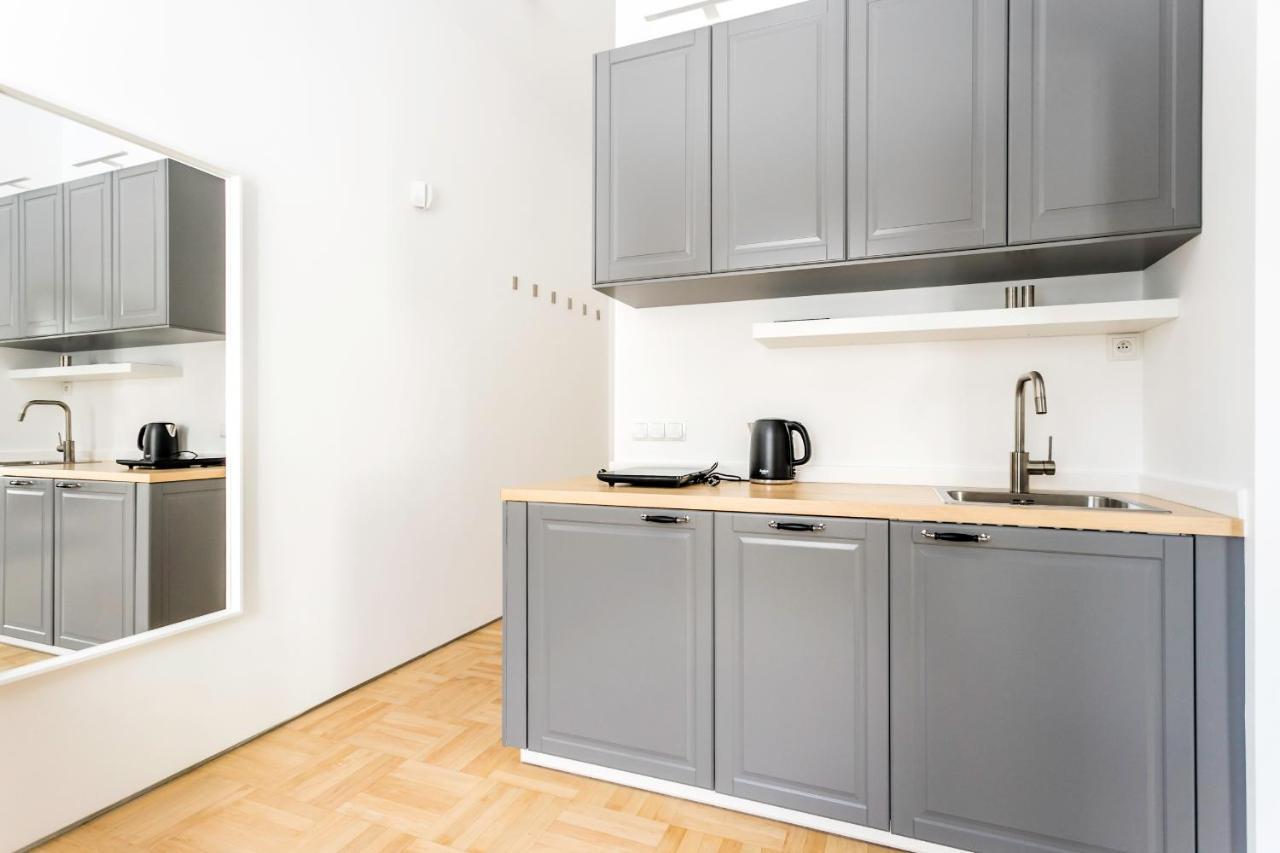 P&O Serviced Apartments Warecka Street Warszawa Exteriör bild